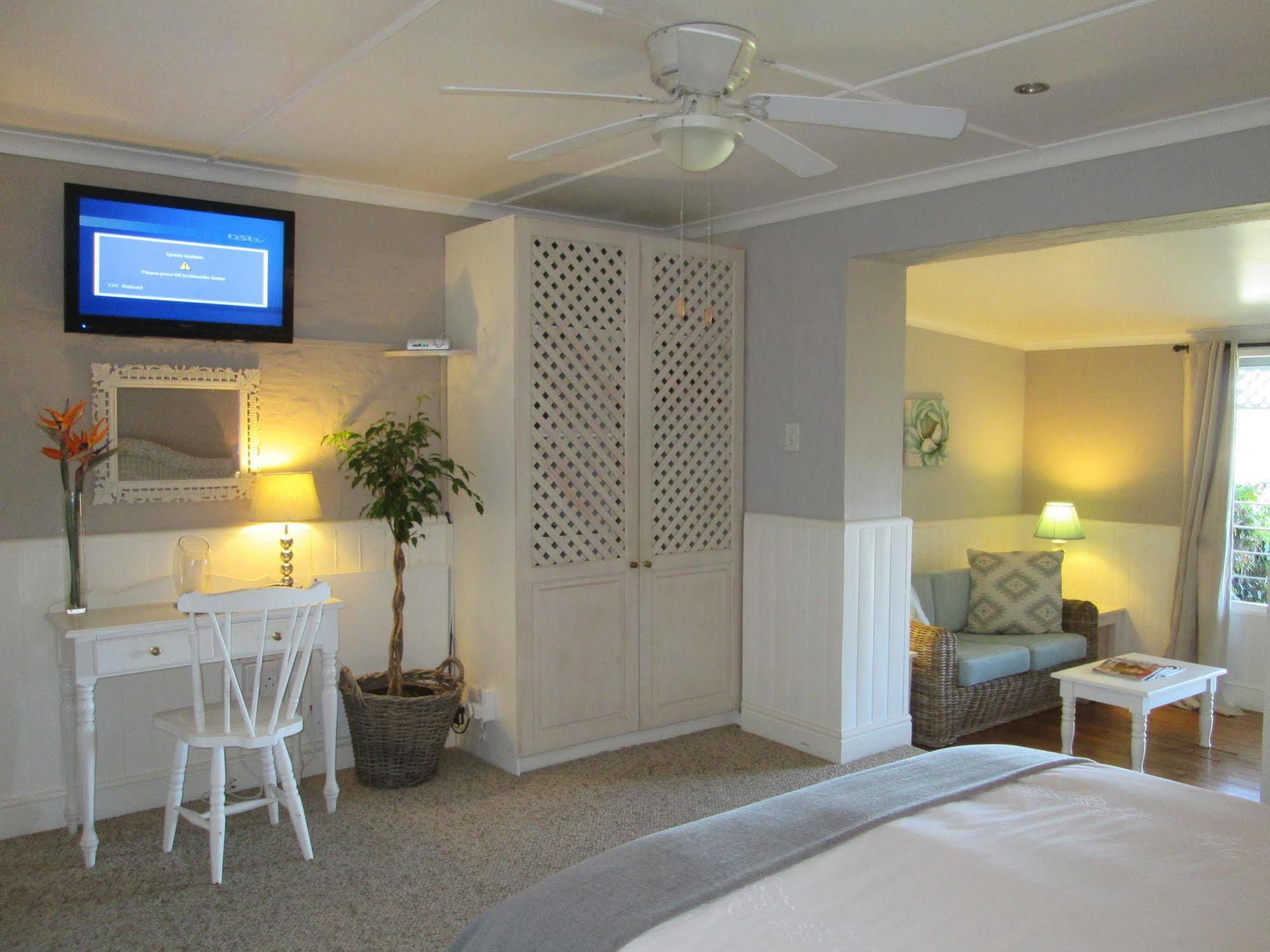 เอชัวร์เฮาส์ Hotel นิสนา ภายนอก รูปภาพ